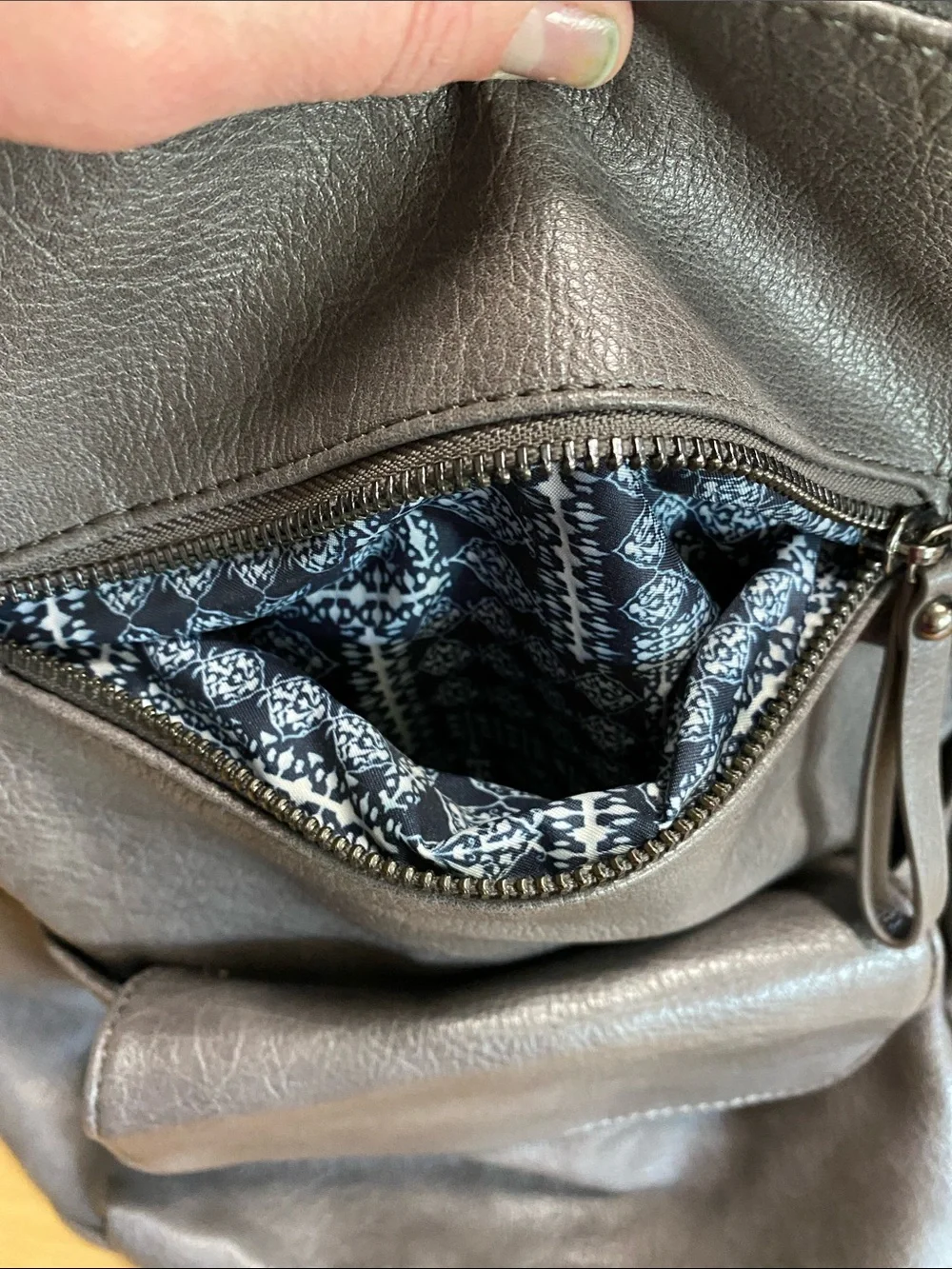 MMS Design Studio Navy and Gray Patterned Handbag Interior